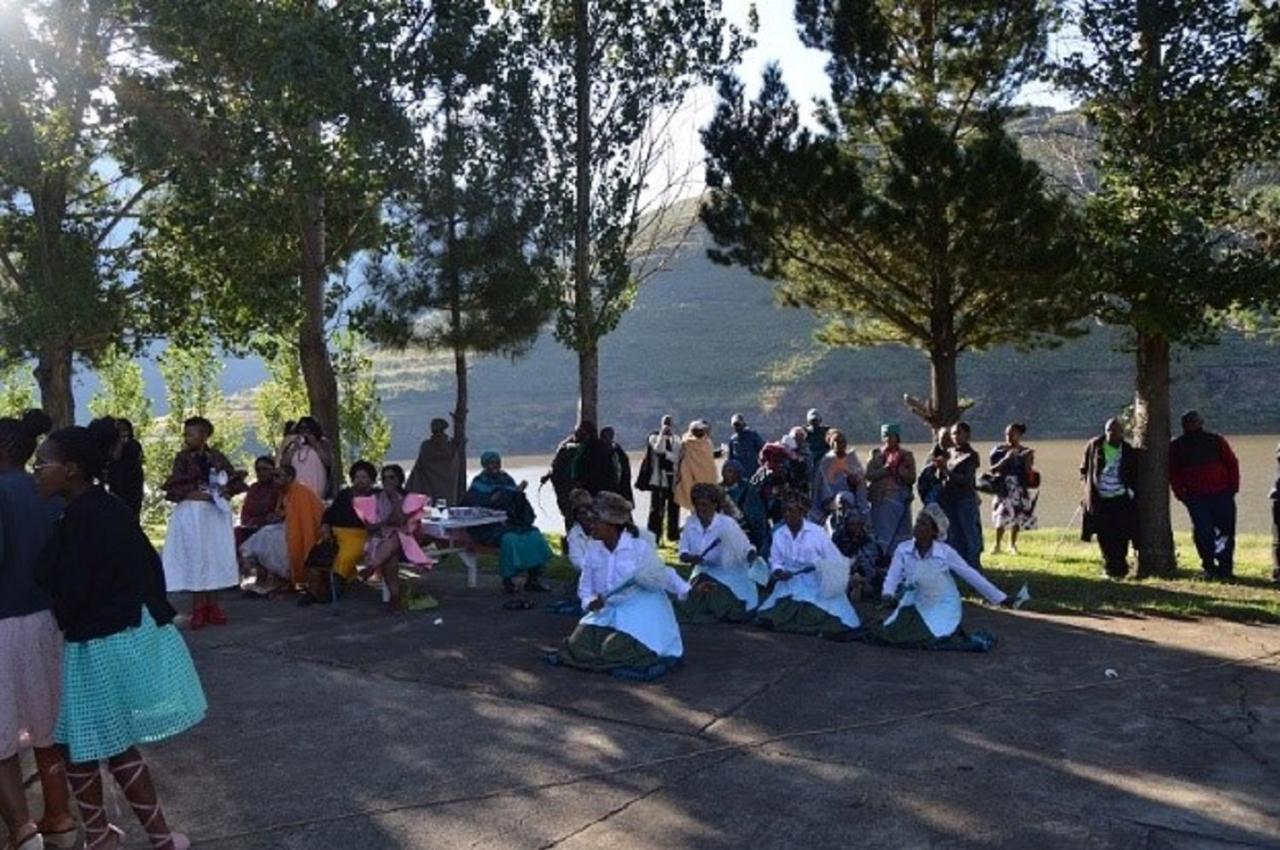 Motebong Lodge Bokong Exterior foto
